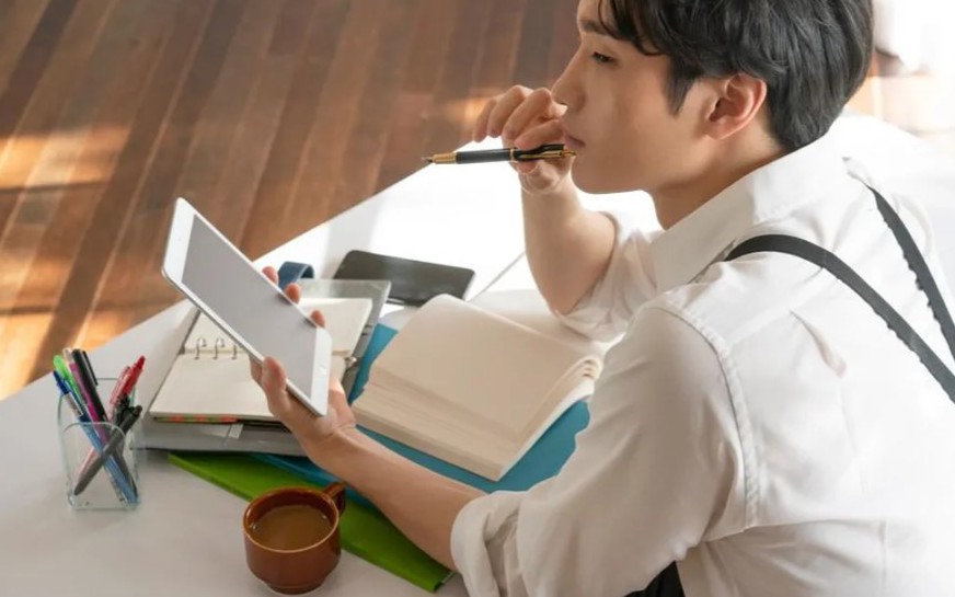 Giáo viên vẫn đua nhau viết sáng kiến vì tiền thưởng? - Ảnh 1.