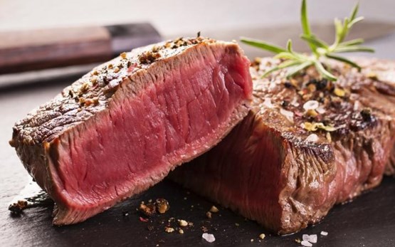 Ăn nhiều thịt đỏ có làm tăng nguy cơ đột quỵ?