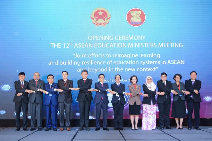 Bộ Giáo dục và Đào tạo Việt Nam chủ trì Hội nghị Bộ trưởng Giáo dục ASEAN lần thứ 12 - Ảnh 3.