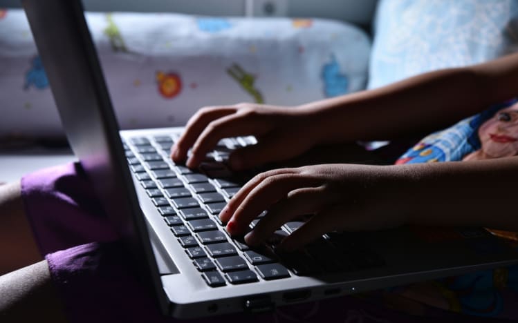 TikTok và YouTube Shorts: Cấm nội dung độc hại hay tăng cường kiểm duyệt? - Ảnh 3.