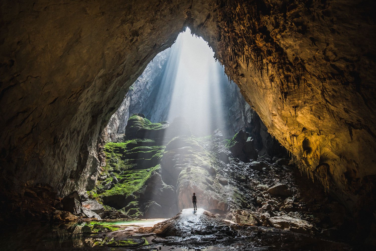 Khám phá Sơn Đoòng - hang động tự nhiên kỳ vĩ nhất thế giới - Ảnh 3.