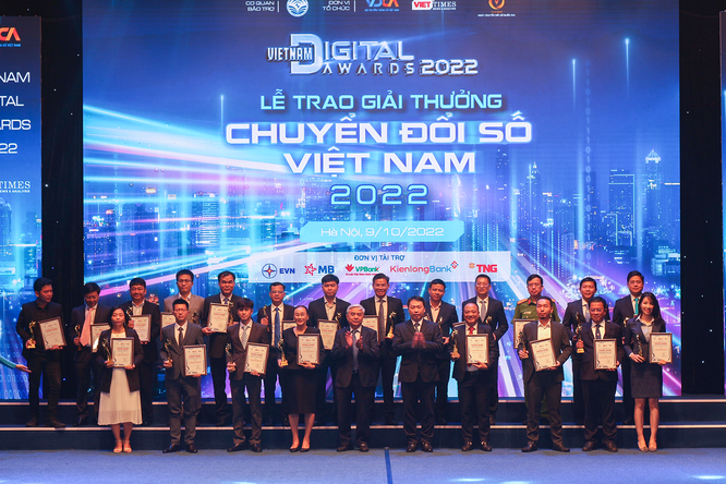 Hướng tới Ngày Chuyển đổi số quốc gia 10/10: Trao Giải thưởng Vietnam Digital Awards năm 2022 - Ảnh 3.