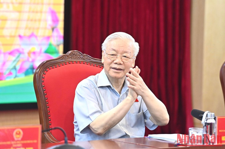 [Ảnh] Tổng Bí thư Nguyễn Phú Trọng tiếp xúc cử tri Thành phố Hà Nội ảnh 2