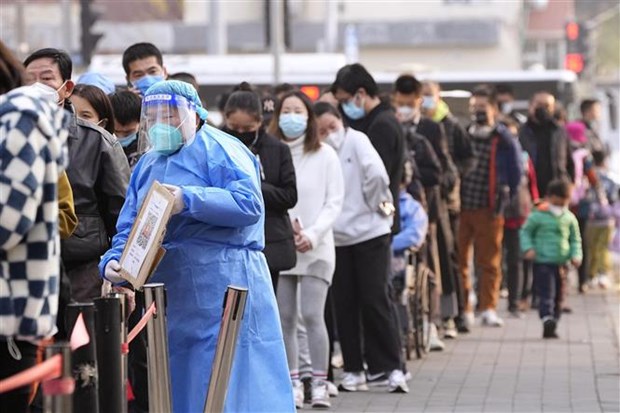 Trung Quốc: Số ca lây nhiễm COVID-19 tăng kỷ lục - Ảnh 3.