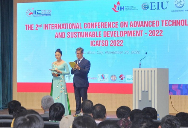 Hội nghị quốc tế về công nghệ tiên tiến và phát triển bền vững thu hút hơn 800 nhà khoa học tham dự  - Ảnh 2.