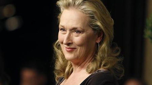 Meryl Streep, Taylor Swift và loạt sao được trao bằng tiến sĩ… dù không đến trường - Ảnh 2.