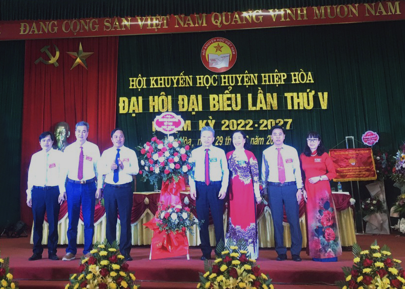 Bắc Giang: Tổ chức Đại hội điểm Hội Khuyến học Hiệp Hòa  - Ảnh 1.