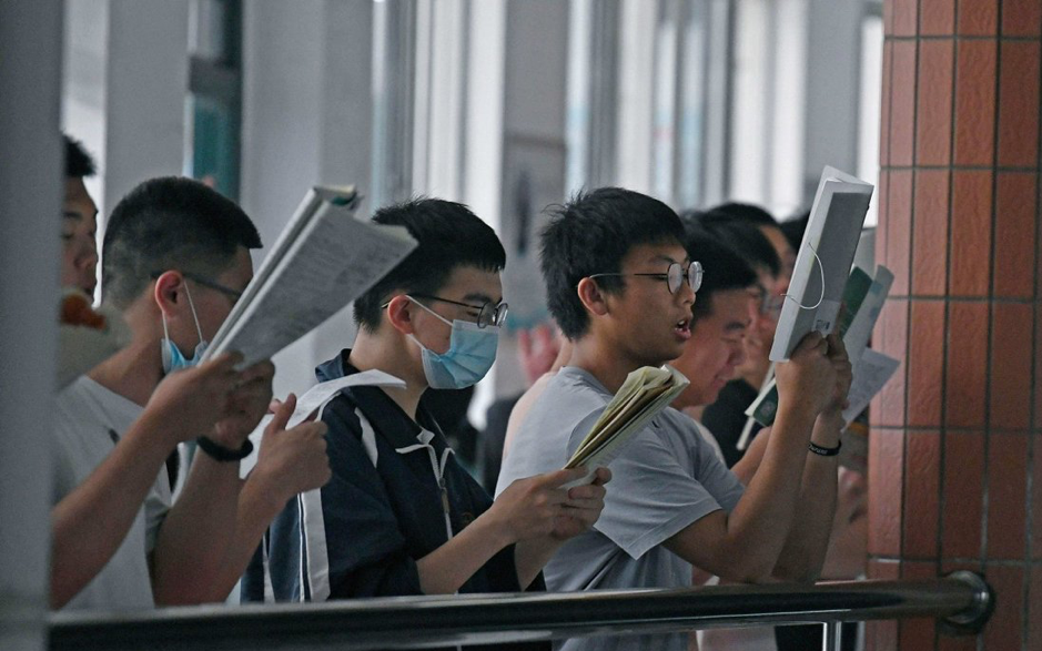 Gần 12 triệu học sinh Trung Quốc chuẩn bị bước vào kỳ thi đại học “khốc liệt”