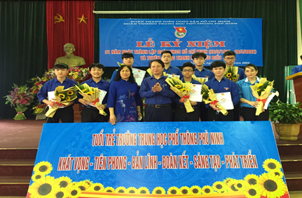 Học lớp 10 đạt Giải Nhất kỳ thi học sinh giỏi lớp 12 môn Tiếng Anh tỉnh Phú Thọ - Ảnh 2.