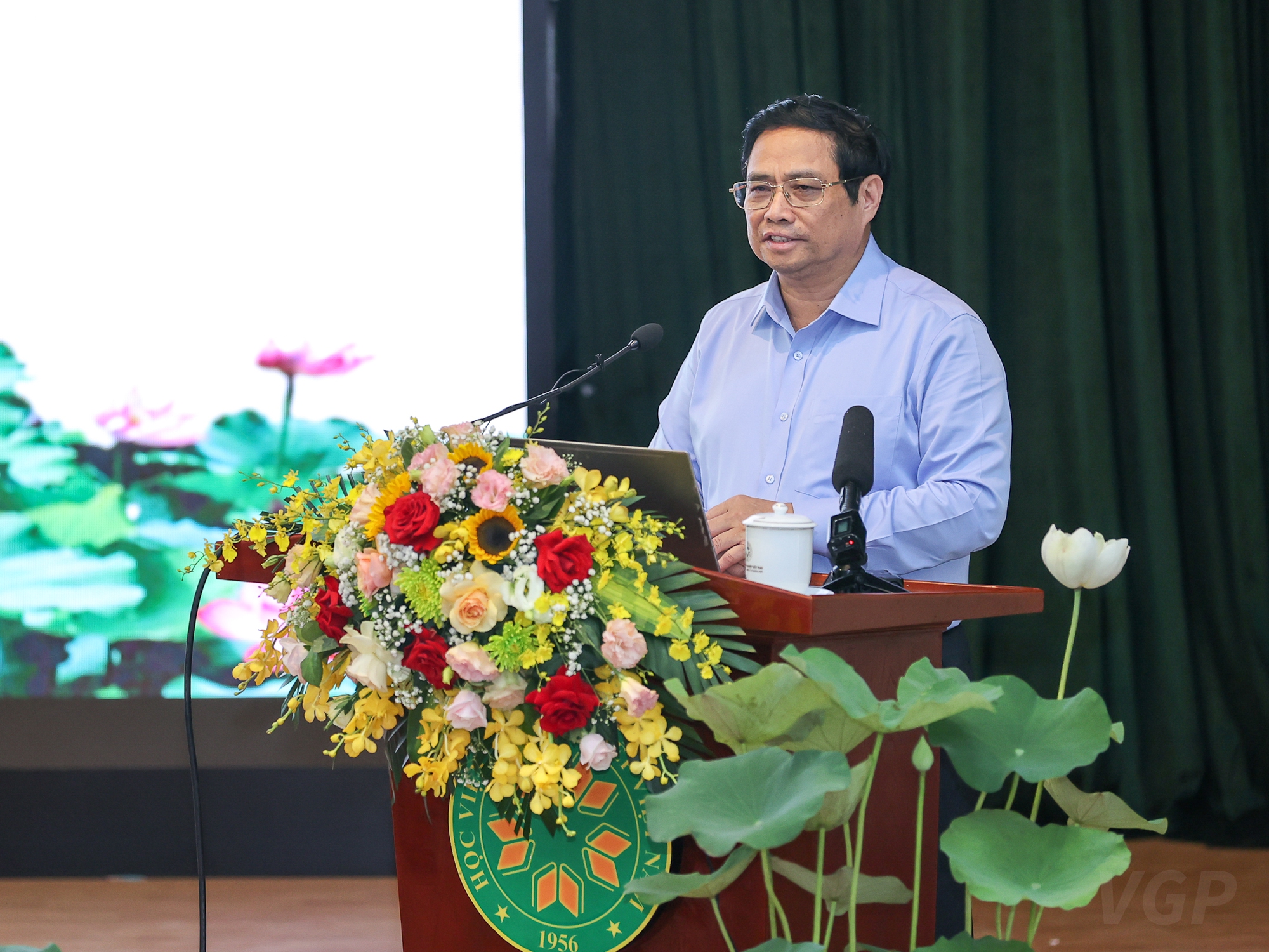 Thủ tướng Chính phủ: Học viện Nông nghiệp Việt Nam cần phải trở thành đại học hàng đầu thế giới về nông nghiệp - Ảnh 3.