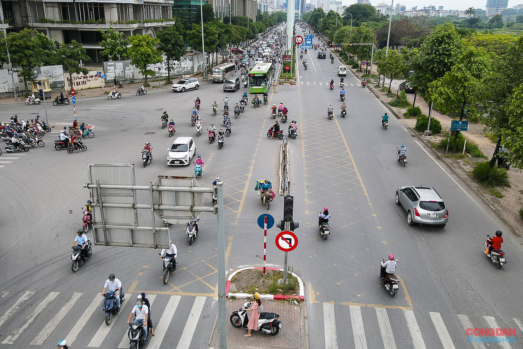 Những điểm đen ùn tắc ở Hà Nội sau tổ chức lại giao thông - Ảnh 10.