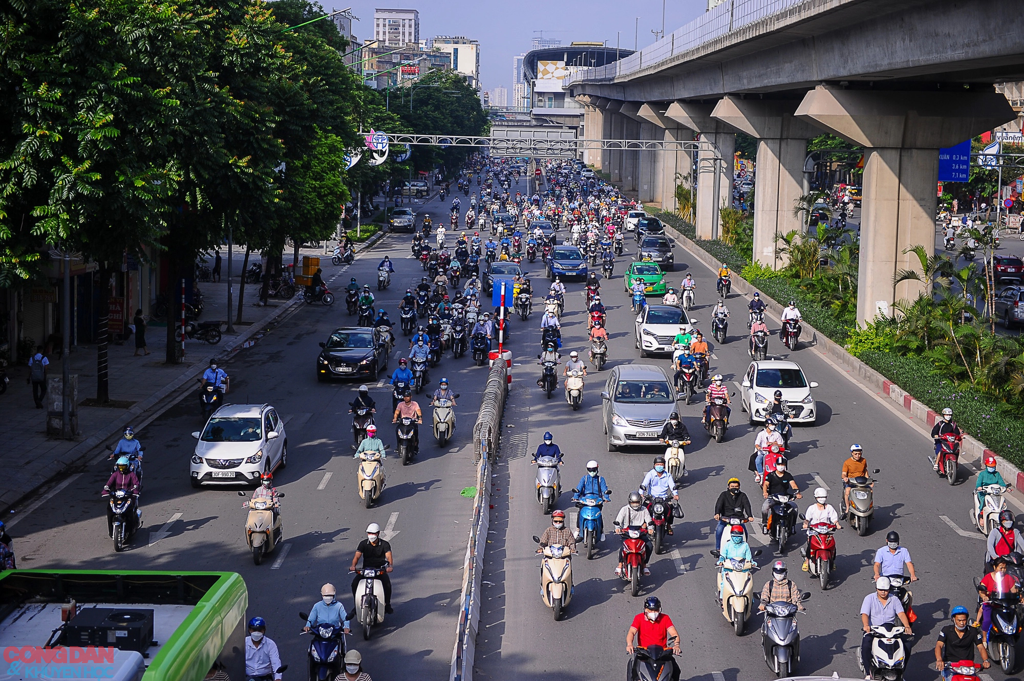 Những điểm đen ùn tắc ở Hà Nội sau tổ chức lại giao thông - Ảnh 1.