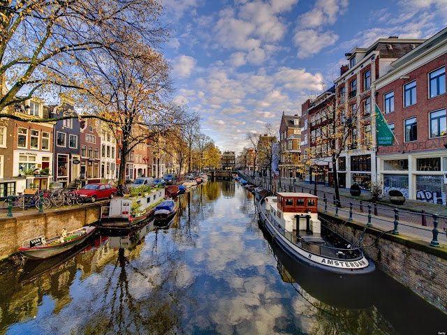 Amsterdam: Từ làng chài đến thành phố thông minh - Ảnh 1.