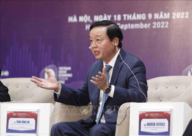 Diễn đàn Kinh tế - Xã hội Việt Nam 2022: Rà soát lại về định giá đất đai - Ảnh 1.