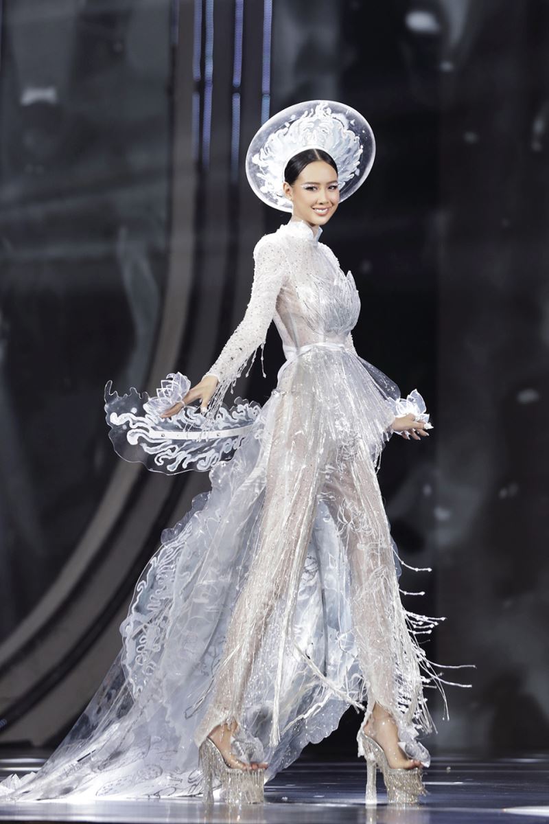 Miss Grand Vietnam 2022: Đêm trình diễn Trang phục Văn hóa Dân tộc đầy màu sắc - Ảnh 4.