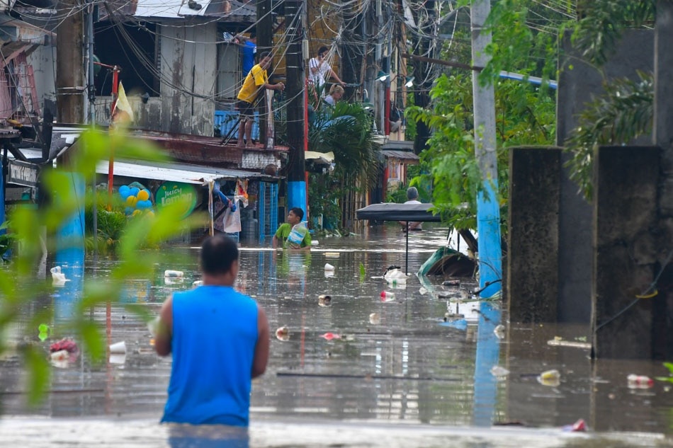 Siêu bão Noru đổ bộ vào Philippines với sức gió 240 km/h - Ảnh 3.