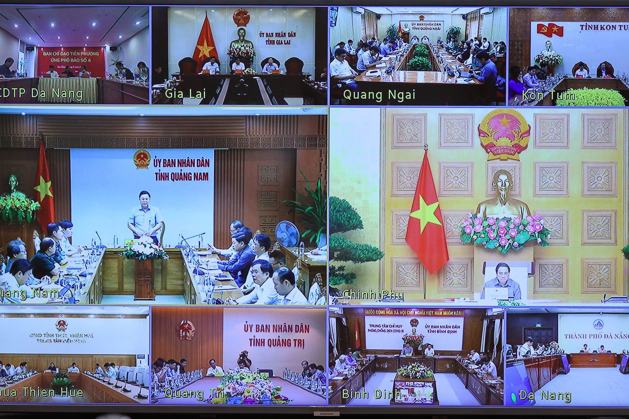 Thủ tướng Chính phủ Phạm Minh Chính: Tuyệt đối không để dân đói, rét, không có chỗ ở sau khi bão số 4 đi qua - Ảnh 2.