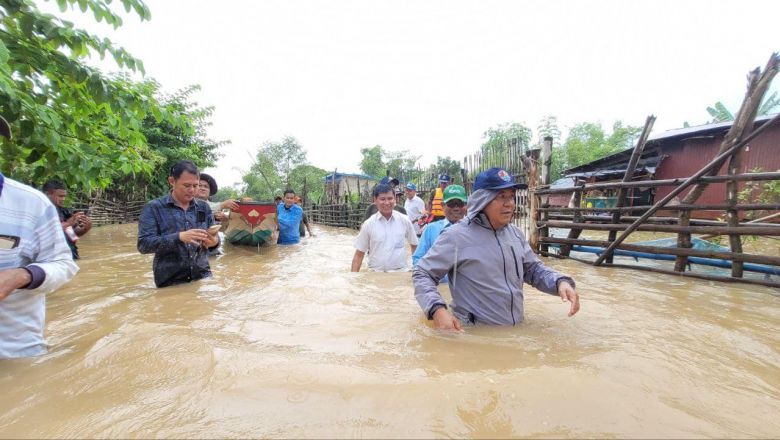 Thái Lan, Lào bị ngập nặng do ảnh hưởng của bão Noru - Ảnh 2.