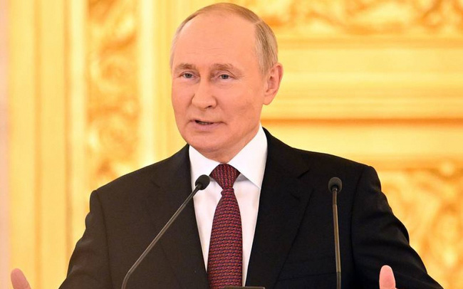 Tổng thống V.Putin ký văn kiện sáp nhập 4 vùng lãnh thổ ở Ukraine vào Nga   - Ảnh 1.