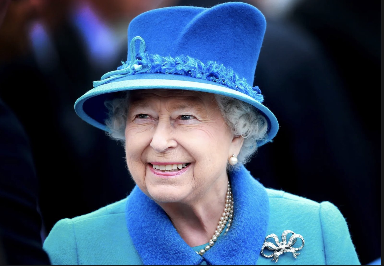 Hình ảnh cuộc đời Nữ hoàng Elizabeth II - biểu tượng của Hoàng gia Anh - Ảnh 1.