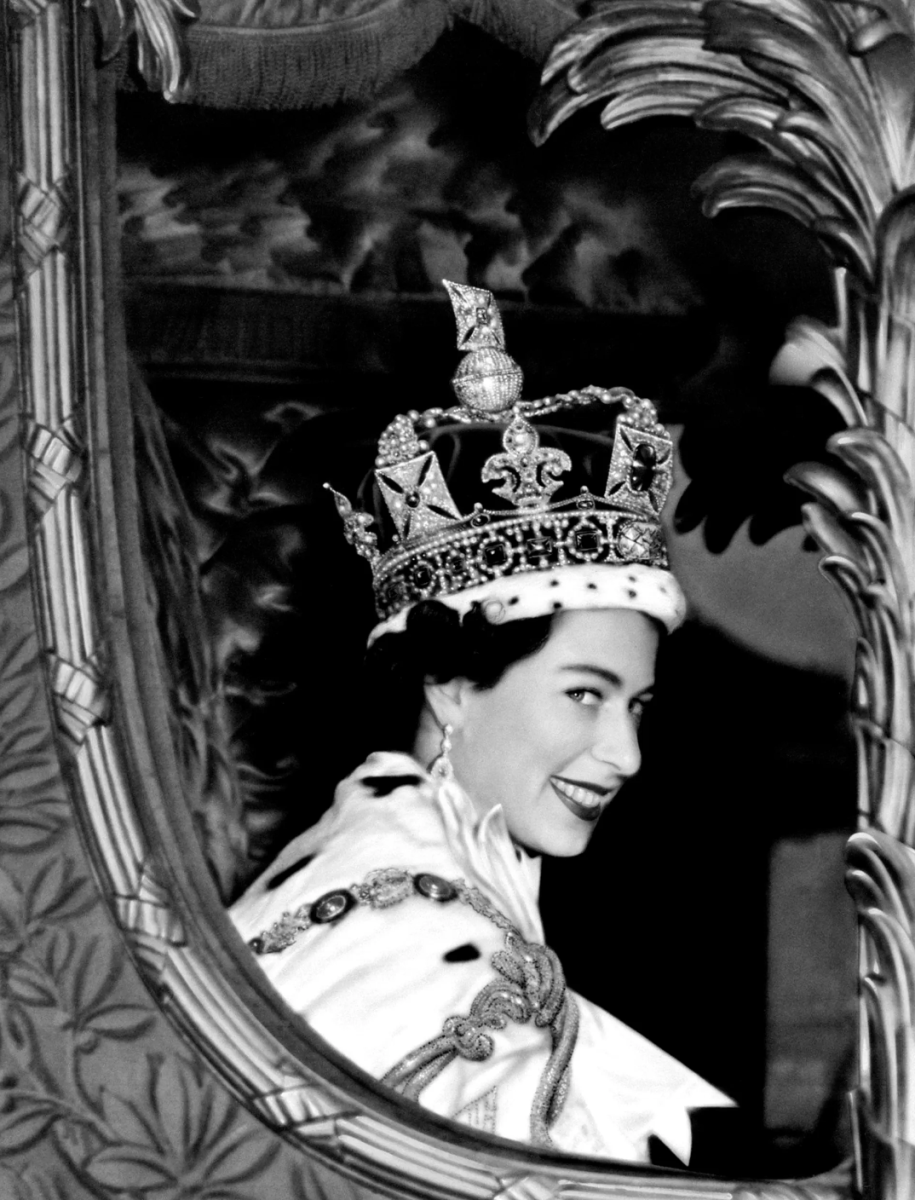 Hình ảnh cuộc đời Nữ hoàng Elizabeth II - biểu tượng của Hoàng gia Anh - Ảnh 10.