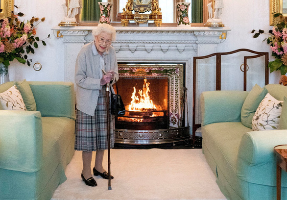 Nữ hoàng Elizabeth II đã qua đời tại Balmoral ở tuổi 96 sau 70 năm trị vì - Ảnh 2.