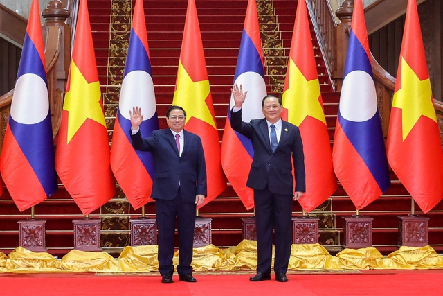 Thủ tướng Chính phủ Phạm Minh Chính thăm chính thức Cộng hòa Dân chủ Nhân dân Lào - Ảnh 1.