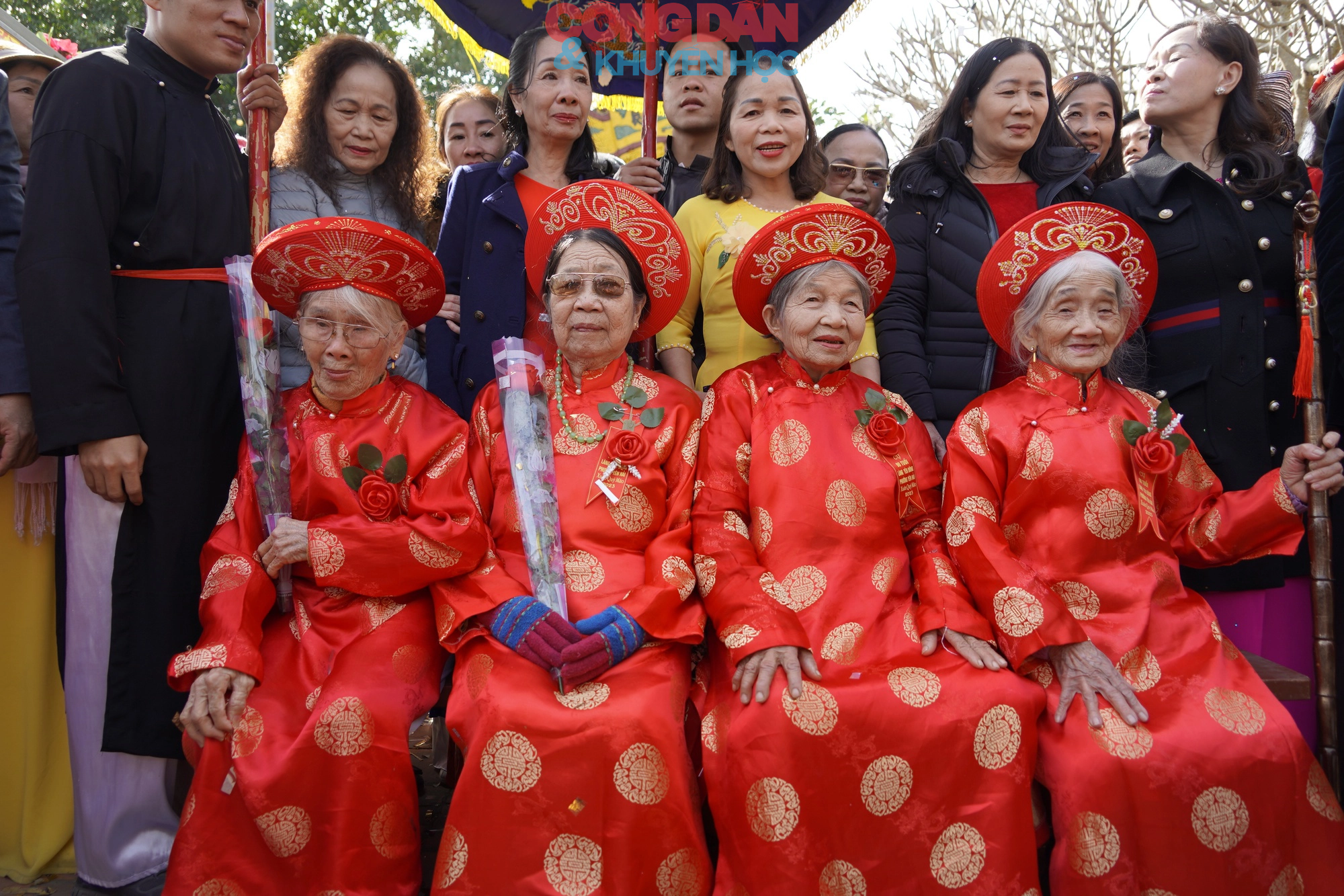Quảng Ninh: Độc đáo lễ hội rước cụ thượng về miếu Tiên Công lễ tổ - Ảnh 5.