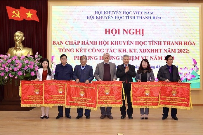Hội Khuyến học tỉnh Thanh Hóa nhận Bằng khen của Thủ tướng Chính phủ - Ảnh 5.