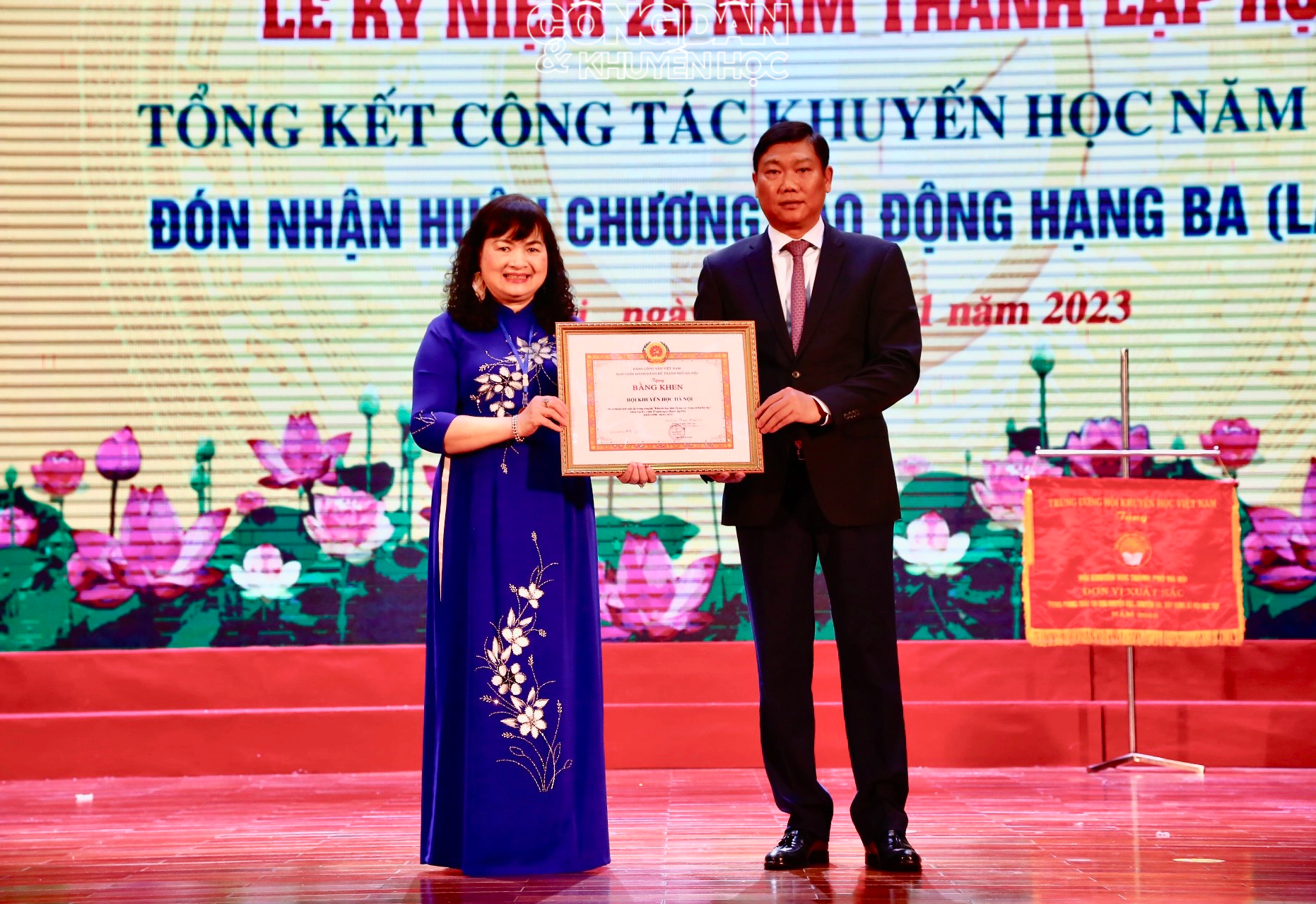 Hội Khuyến học Hà Nội nhận Huân chương Lao động hạng Ba (lần 2) - Ảnh 9.