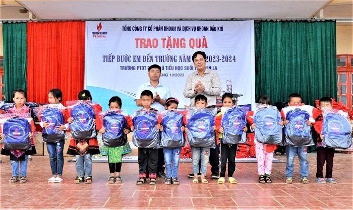 PV Drilling (PVN) tiếp bước em đến trường tại Sơn La, Hà Giang và Cần Thơ- Ảnh 2.