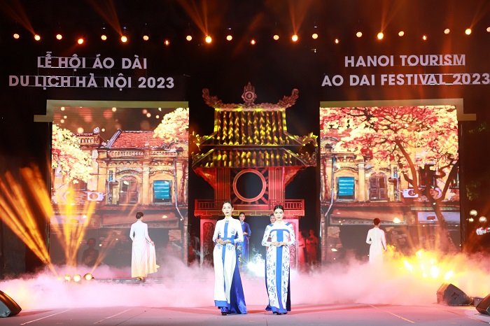 Rực rỡ sắc màu văn hóa tại lễ khai mạc Lễ hội Áo dài du lịch Hà Nội 2023  - Ảnh 8.