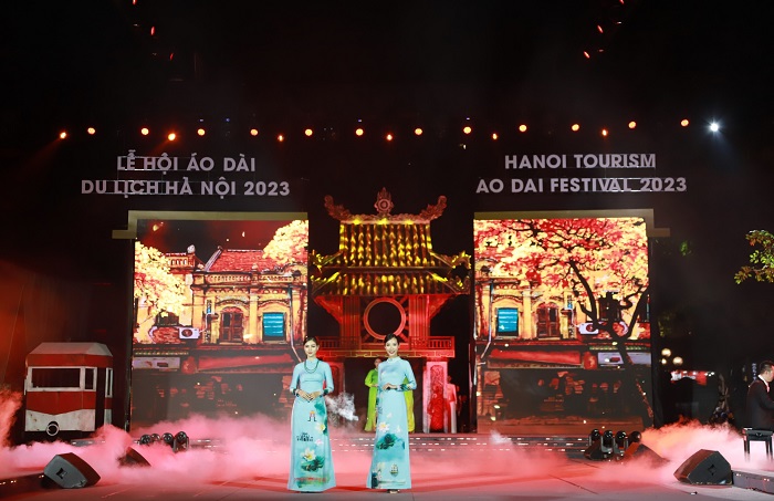 Rực rỡ sắc màu văn hóa tại lễ khai mạc Lễ hội Áo dài du lịch Hà Nội 2023  - Ảnh 7.