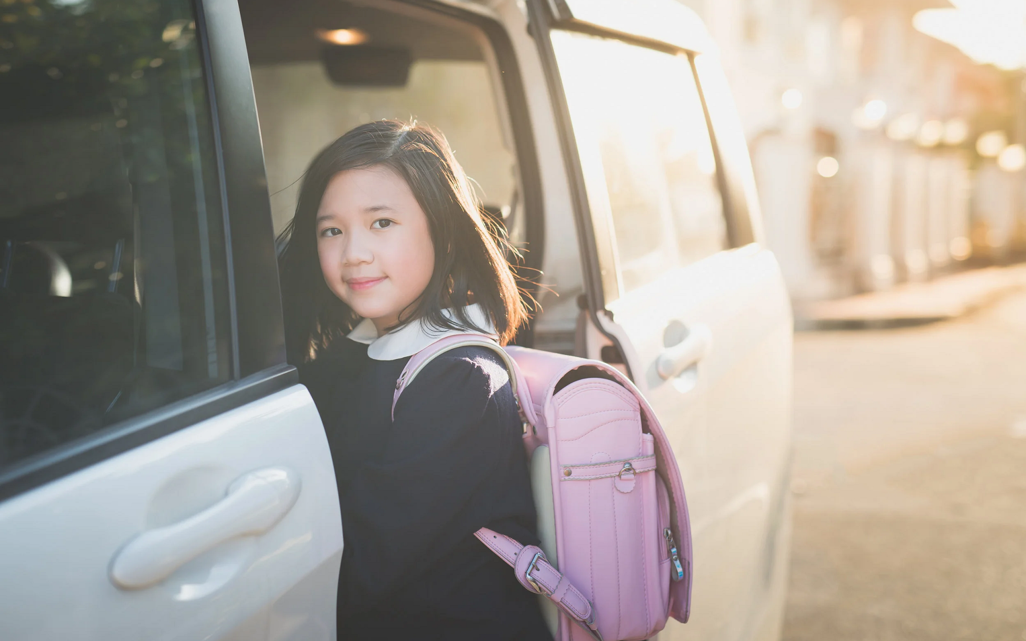 C&ocirc;ng an H&agrave; Nội siết an to&agrave;n hoạt động đưa đ&oacute;n học sinh - Ảnh 2.