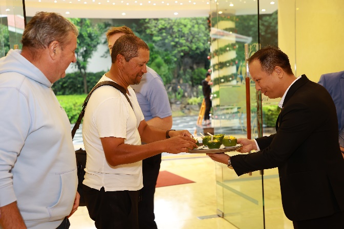 60 huyền thoại golf thế giới đã “check-in” Vinpearl DIC Legends Vietnam 2023- Ảnh 11.