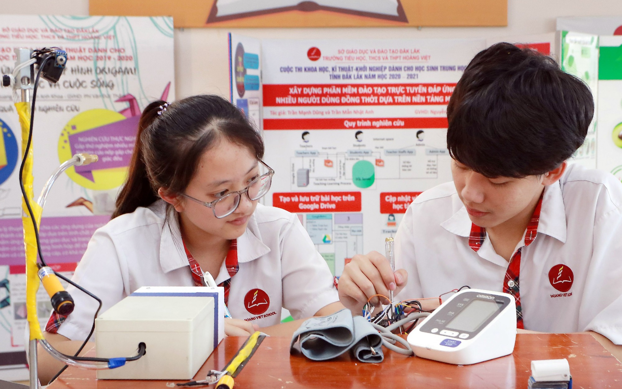 Làm sao để cuộc thi khoa học kĩ thuật dành cho học sinh đi vào thực chất? - Ảnh 4.