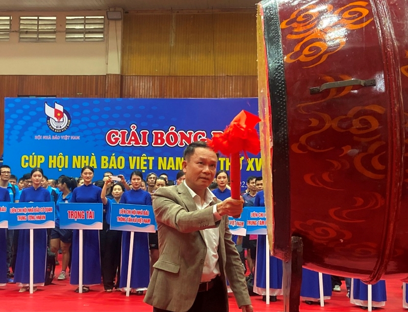Giải Bóng bàn Cúp Hội Nhà báo Việt Nam lần thứ XVI: Tăng cường đoàn kết, gắn bó trong giới báo chí- Ảnh 2.