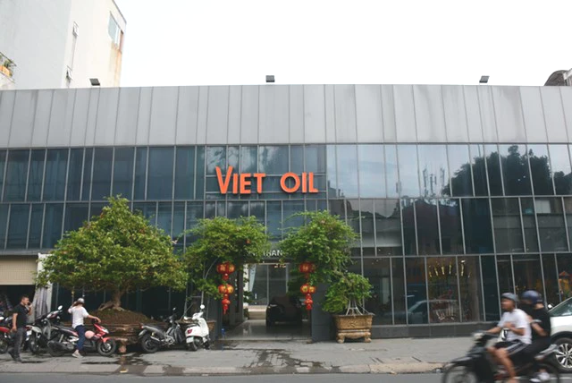 Vụ án Xuyên Việt Oil: Truy tố cựu Bí thư tỉnh, cựu Thứ trưởng cùng loạt vụ trưởng, vụ phó tội "Nhận hối lộ"- Ảnh 2.