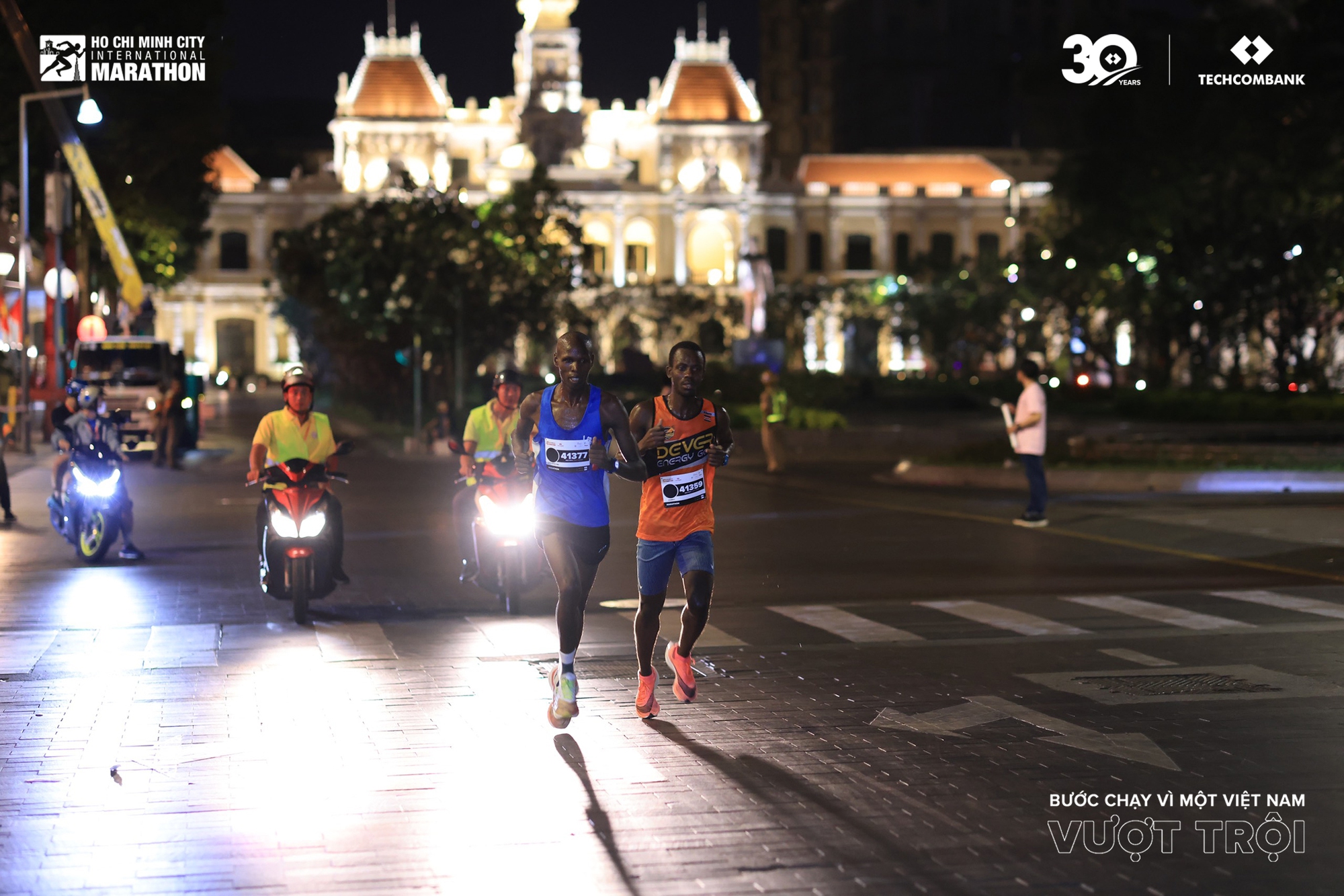 Các nữ Runner Việt Nam vượt trội trong giải Marathon Quốc tế thành phố Hồ Chí Minh Techcombank mùa thứ 6- Ảnh 6.