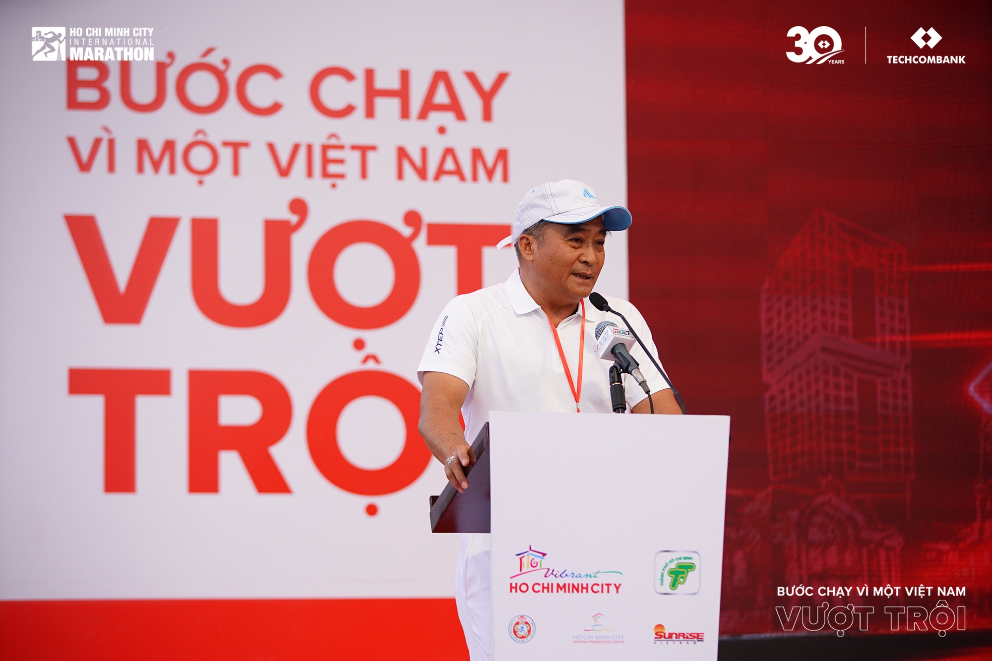 Các nữ Runner Việt Nam vượt trội trong giải Marathon Quốc tế thành phố Hồ Chí Minh Techcombank mùa thứ 6- Ảnh 8.