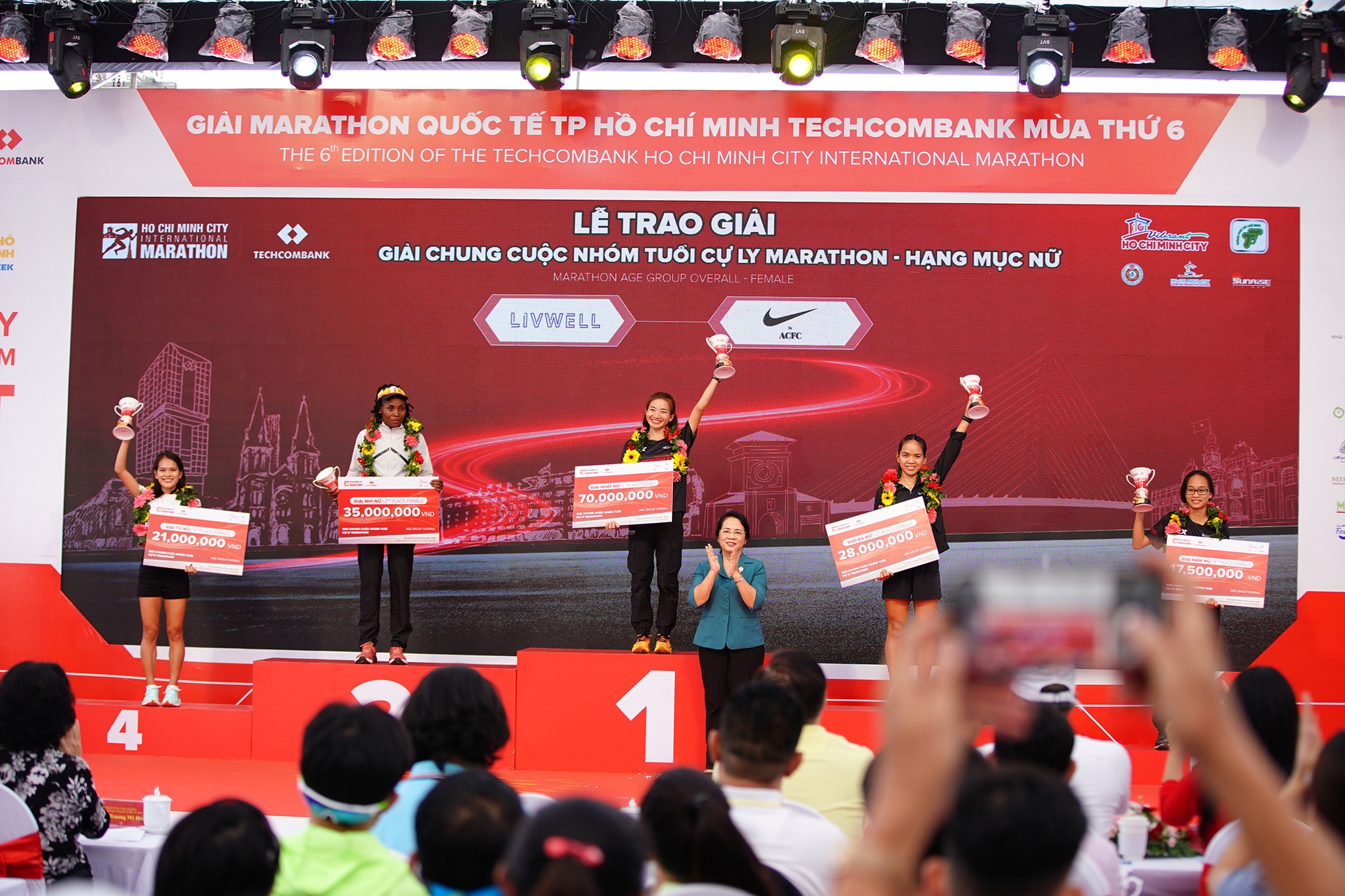 Các nữ Runner Việt Nam vượt trội trong giải Marathon Quốc tế thành phố Hồ Chí Minh Techcombank mùa thứ 6- Ảnh 11.