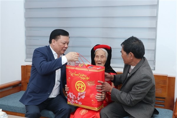Hà Nội tặng hơn 1 triệu suất quà dịp Tết Nguyên đán 2024- Ảnh 1.