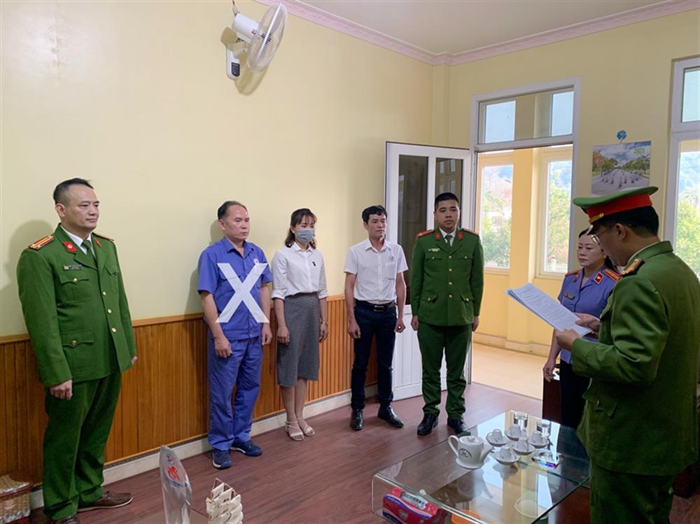 Khởi tố Giám đốc và cán bộ tại Trung tâm đăng kiểm 26.01D tỉnh Sơn La về hành vi “Nhận hối lộ” - Ảnh 1.