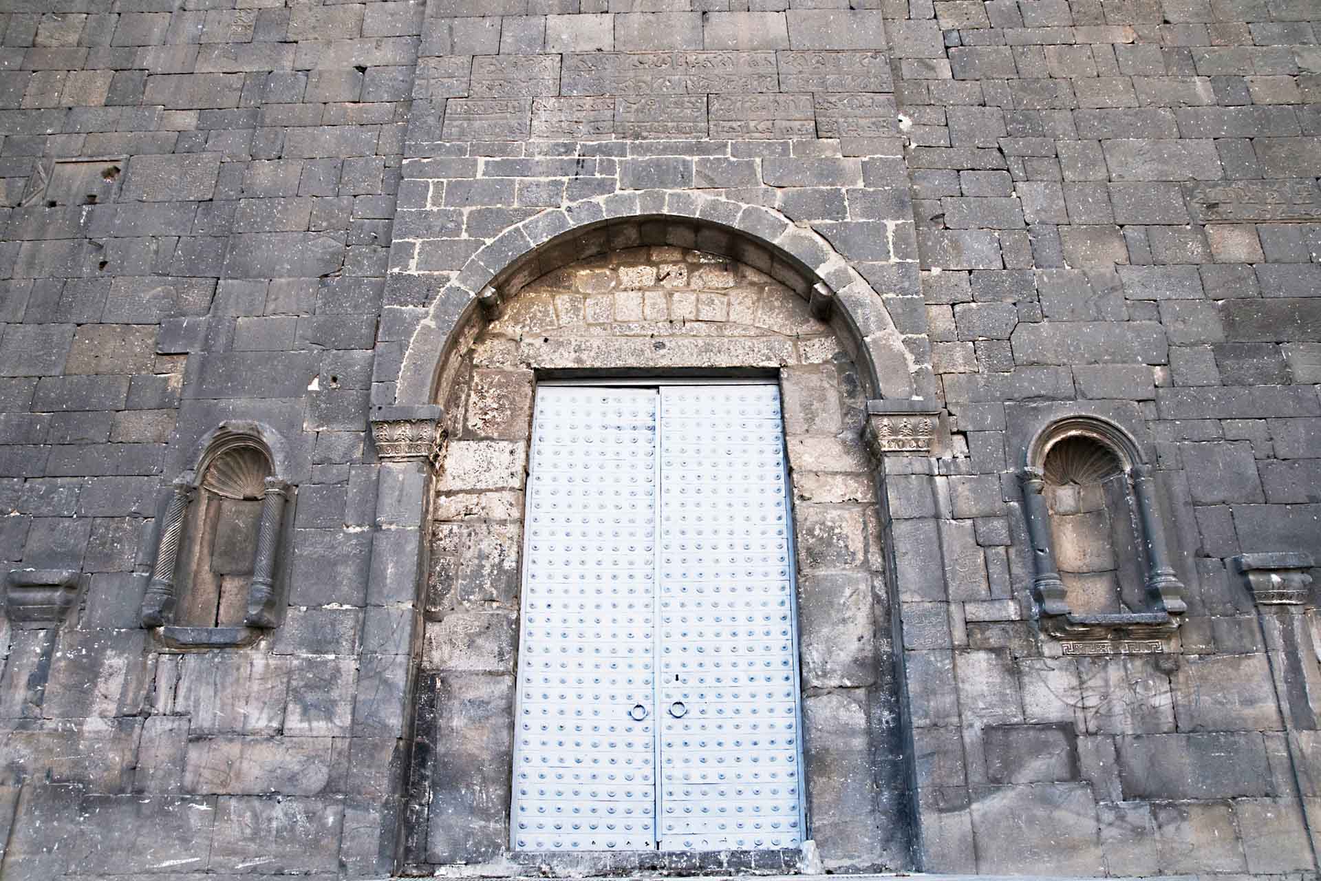 Chiêm ngưỡng vẻ kỳ vĩ của Diyarbakir - Tường thành dài thứ 2 thế giới bị ảnh hưởng bởi động đất tại Thổ Nhĩ Kỳ - Ảnh 12.