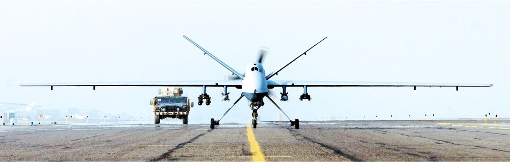Cận cảnh MQ-9 - UAV &quot;sát thủ săn mồi&quot; vừa va chạm với Su-27 của Nga tại Biển Đen - Ảnh 10.