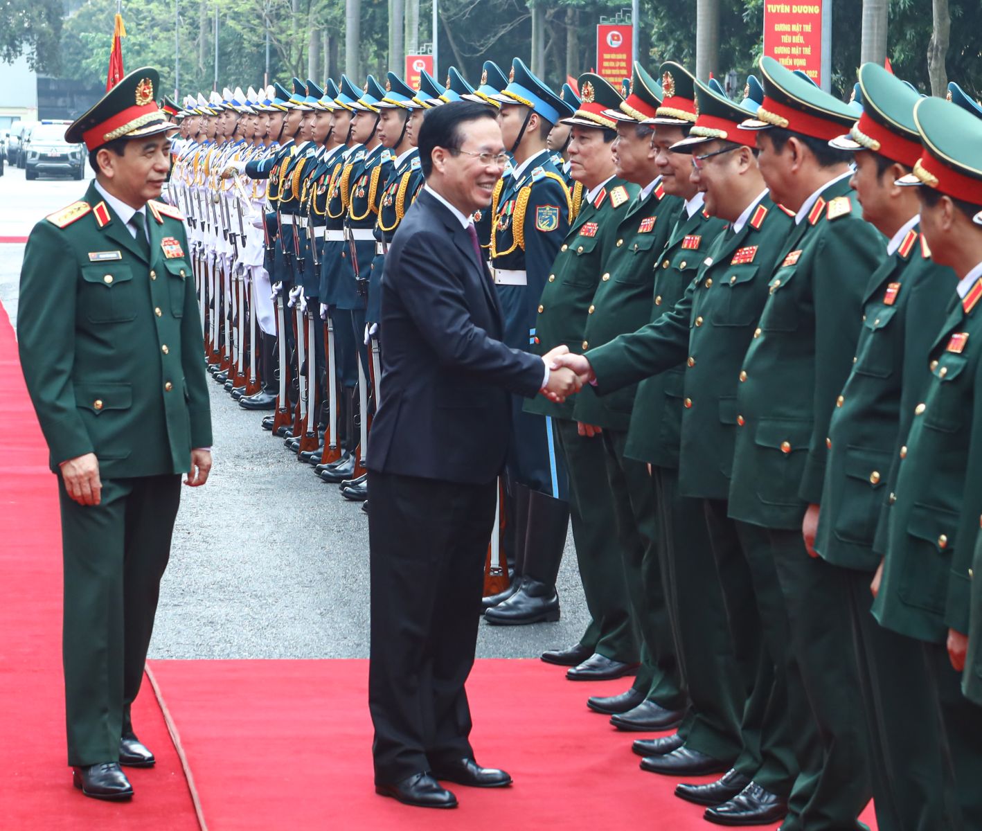 Chủ tịch nước Võ Văn Thưởng dự Tuyên dương gương mặt trẻ tiêu biểu, gương mặt trẻ triển vọng toàn quân năm 2022 - Ảnh 3.