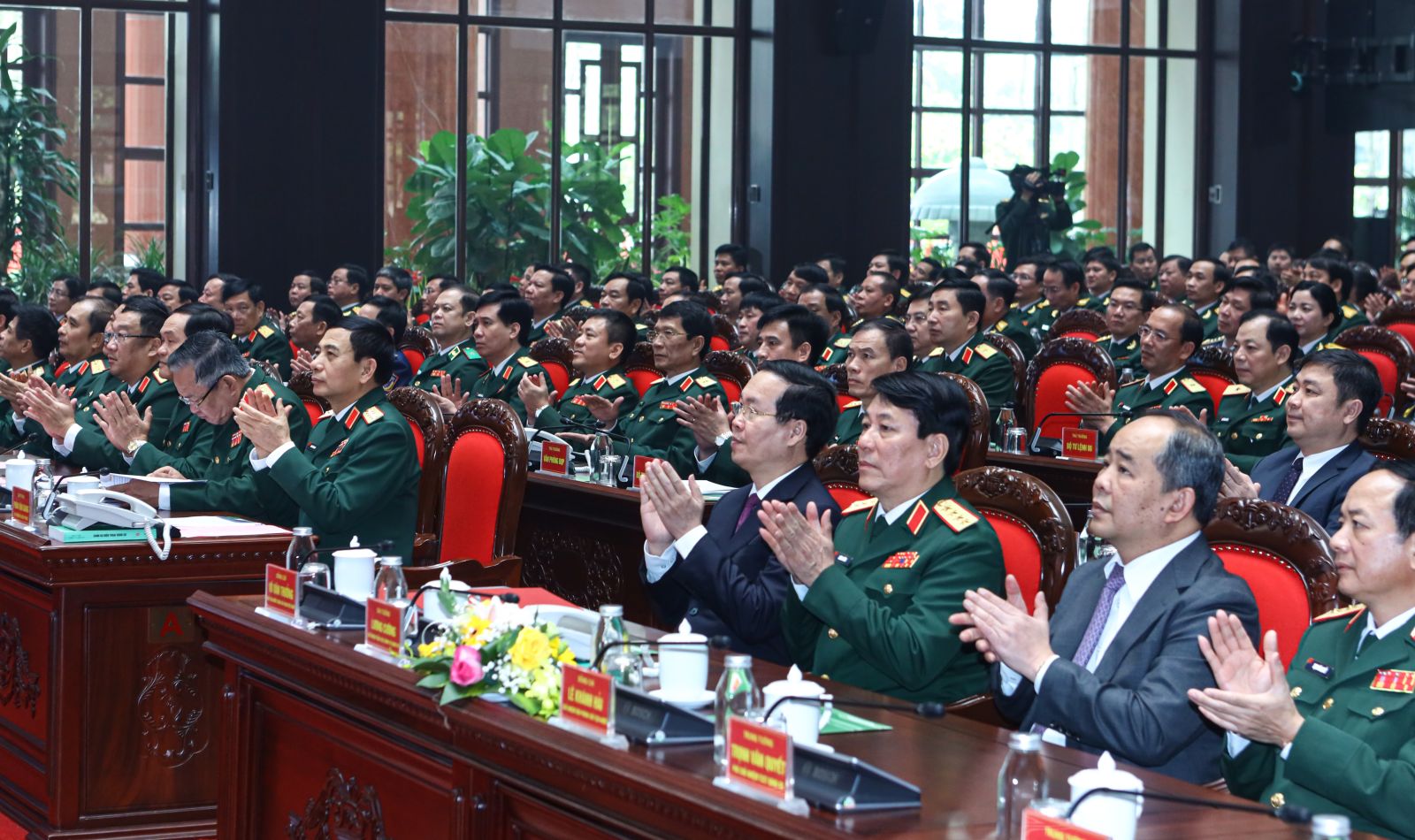 Chủ tịch nước Võ Văn Thưởng dự Tuyên dương gương mặt trẻ tiêu biểu, gương mặt trẻ triển vọng toàn quân năm 2022 - Ảnh 4.