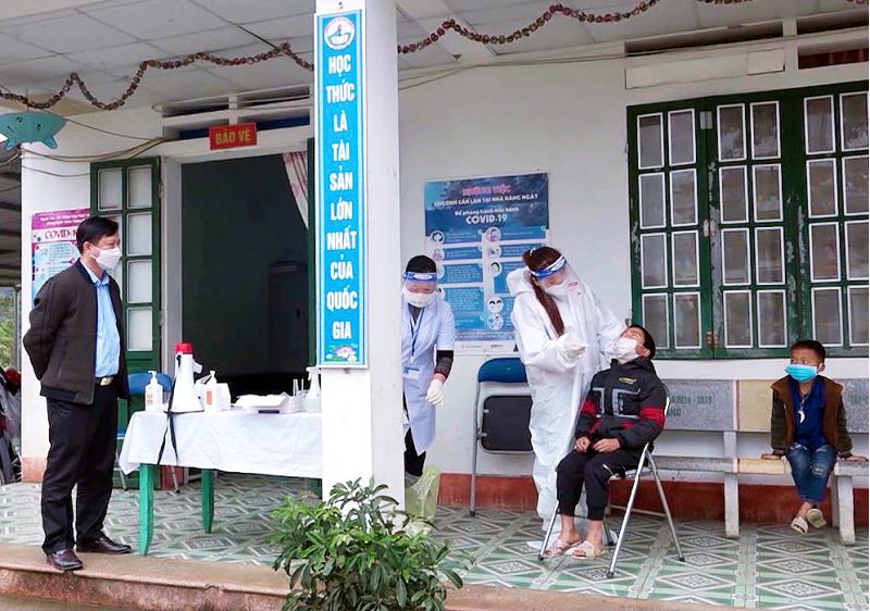 Cúm A tiếp tục lây lan trong trường học ở Lào Cai - Ảnh 1.