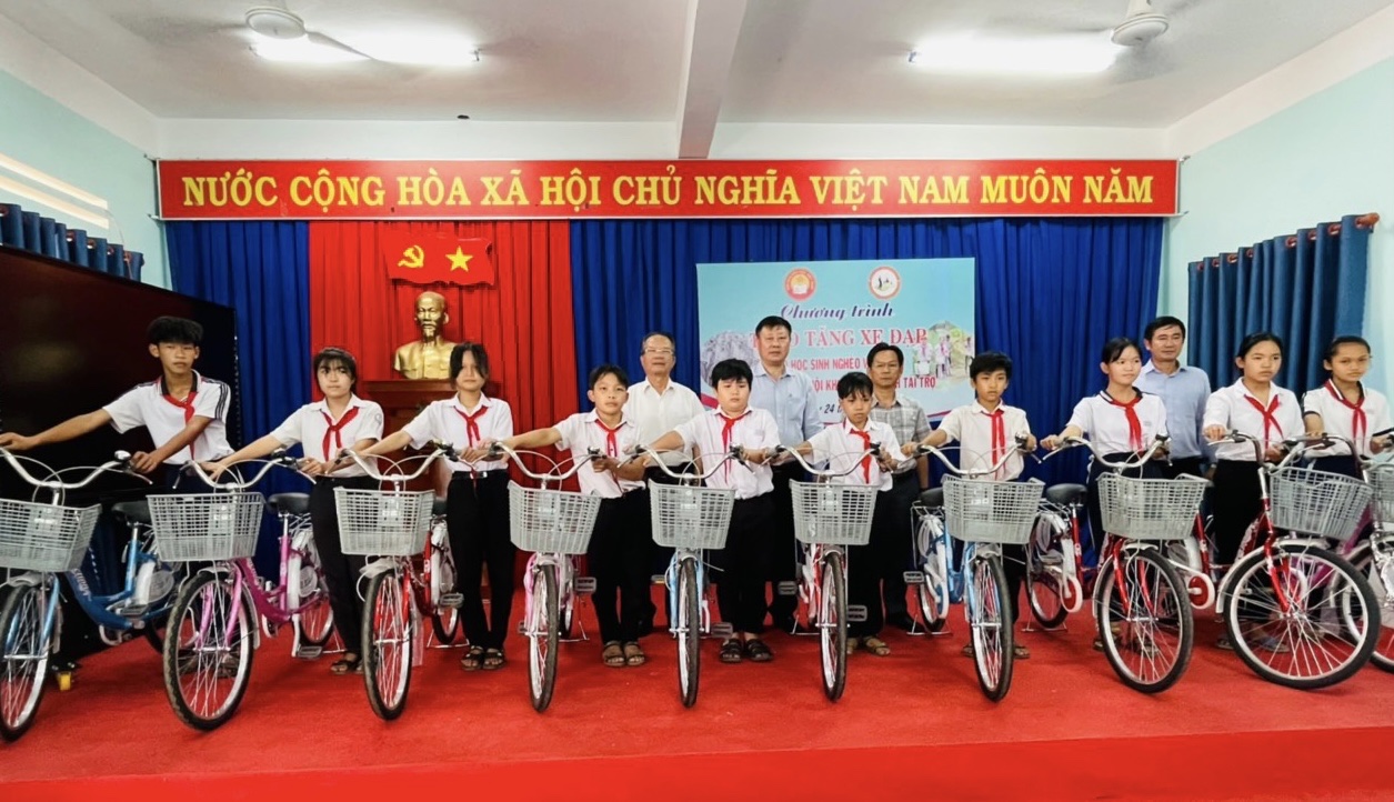 Hấp dẫn giải đua xe đạp điện truyền thống cuội nguồn Về Đồng Nai