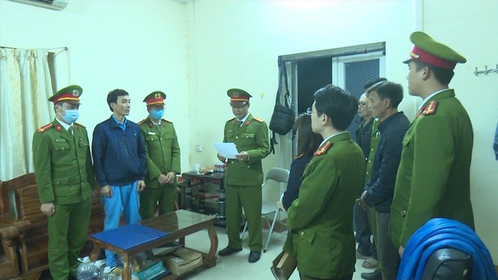 Phú Thọ khởi tố vụ án nhận hối lộ trong đăng kiểm xe ô tô hoán cải - Ảnh 2.